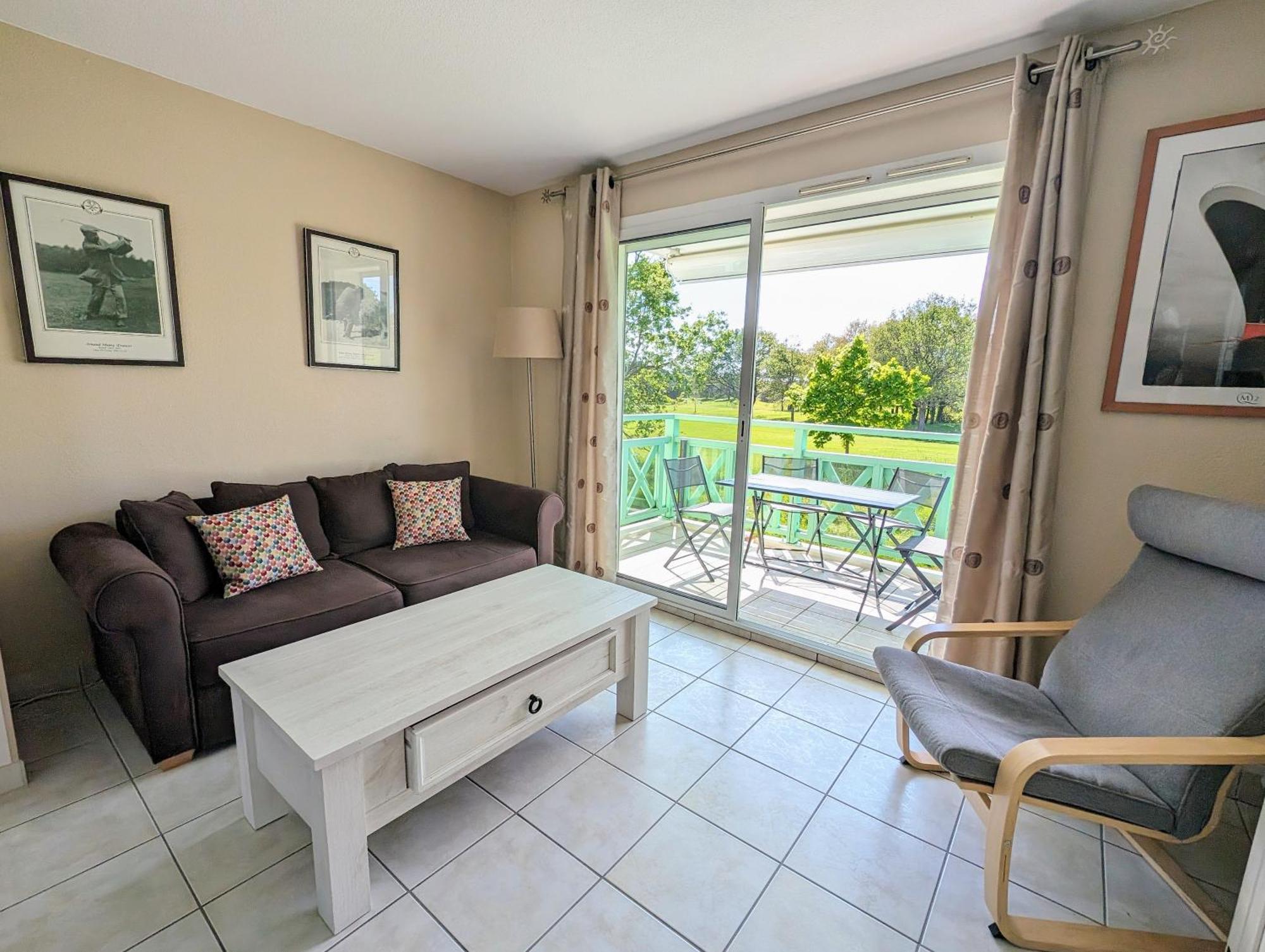 Appartement Avec Vue Sur Golf Порник Екстериор снимка
