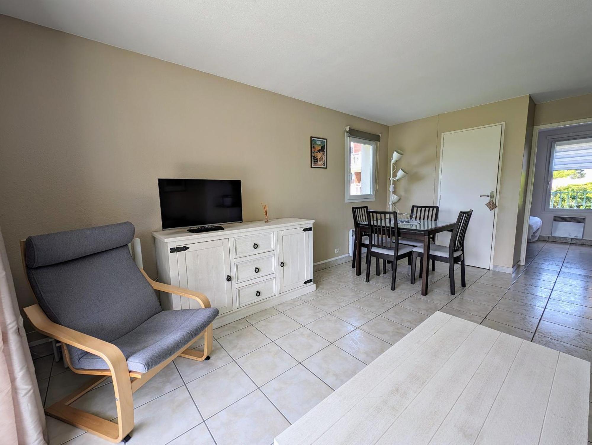 Appartement Avec Vue Sur Golf Порник Екстериор снимка